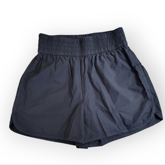 Everlane Women's Black‎ Shorts - Picture 4 of 8